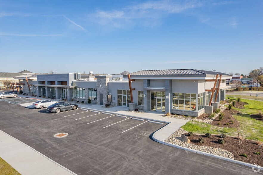More Photos Of 2017 Fisher Arch, Virginia Beach Medical For Lease