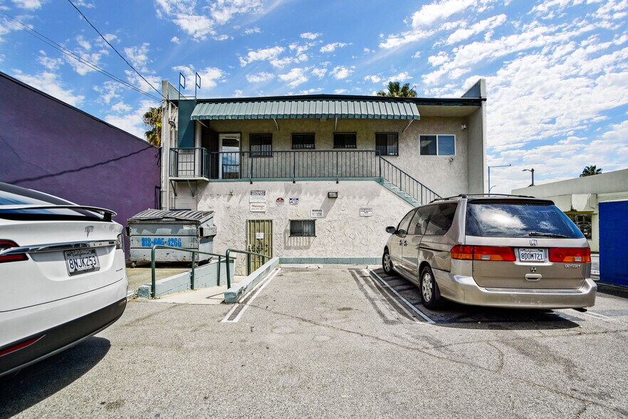More Photos Of 14406-14410 Ventura Blvd, Sherman Oaks Storefront Retail Office For Lease
