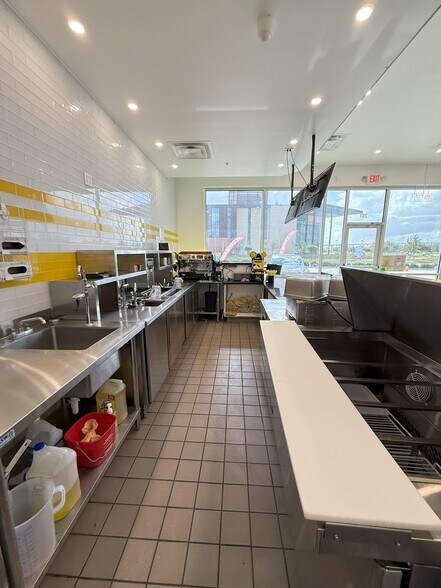 More Photos Of 23015 Colonial Pky, Katy Storefront Retail Office For Lease