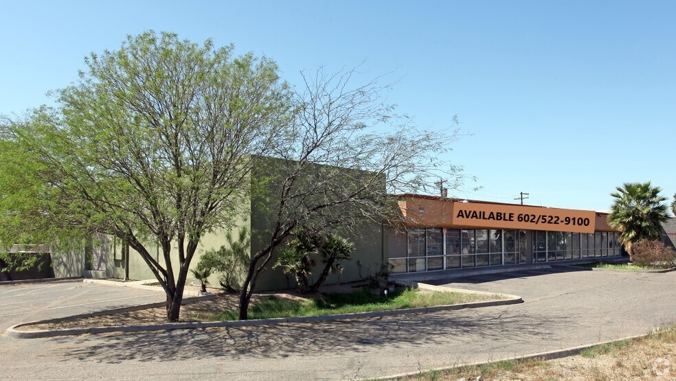 More Photos Of 3013 E McDowell Rd, Phoenix Storefront For Sale
