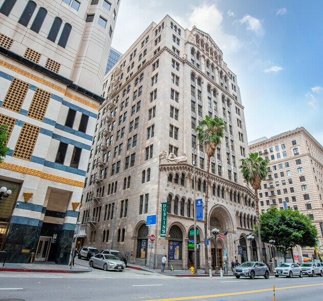 More Photos Of 811 W 7th St, Los Angeles Loft Creative Space For Lease