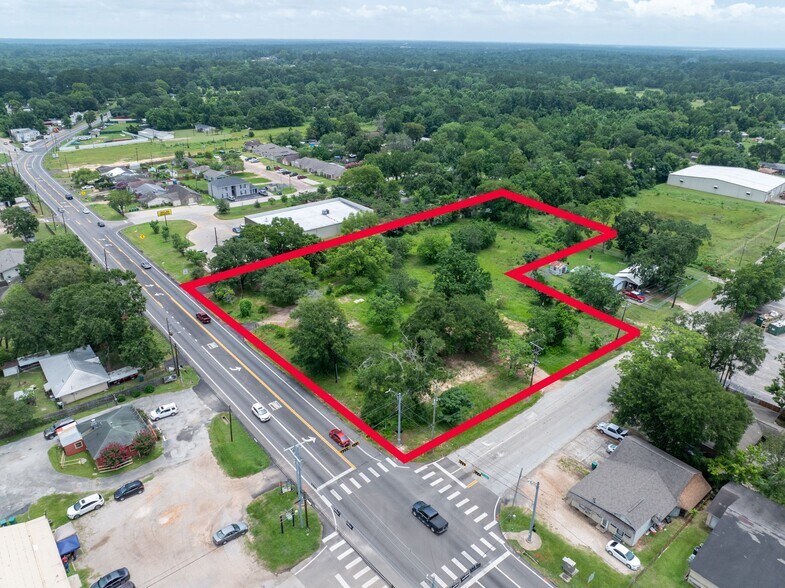 More Photos Of 308 E Powell St, Willis Land For Sale