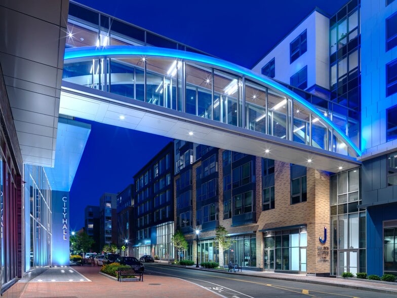 More Photos Of 190 Pleasant St, Malden Apartments For Lease