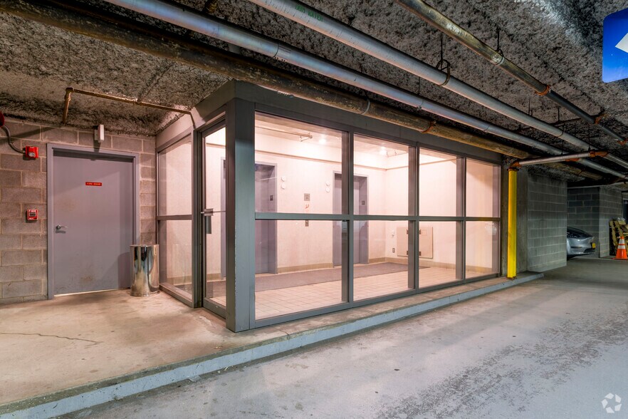 More Photos Of 75 S Clinton Ave, Rochester Office For Lease