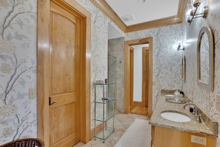 More Photos Of 1530 Buck Hill Rd, Ridgeway Industrial For Sale