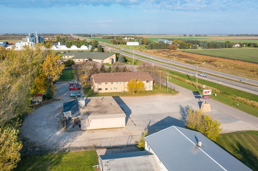 More Photos Of 205 1st St SW, Glyndon Restaurant For Sale