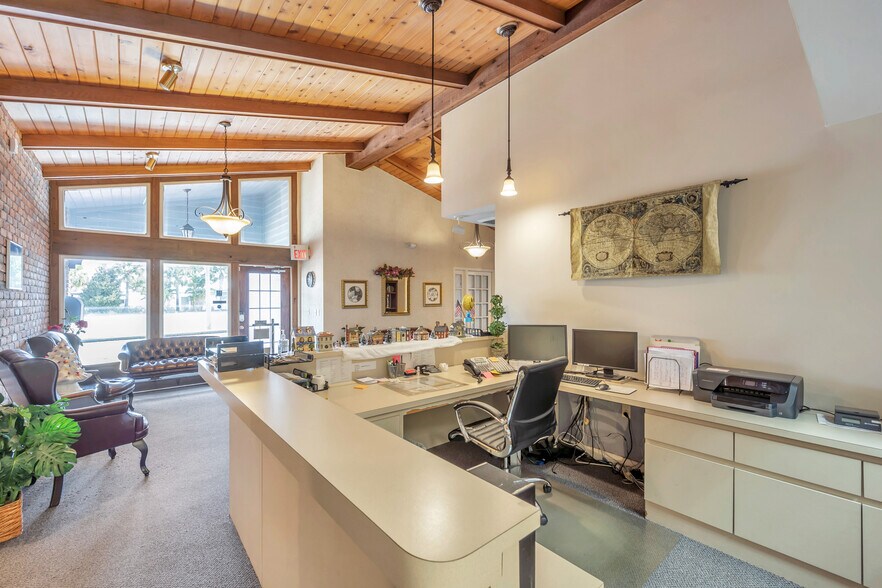 More Photos Of 8200 Seminole Blvd, Seminole Medical For Sale