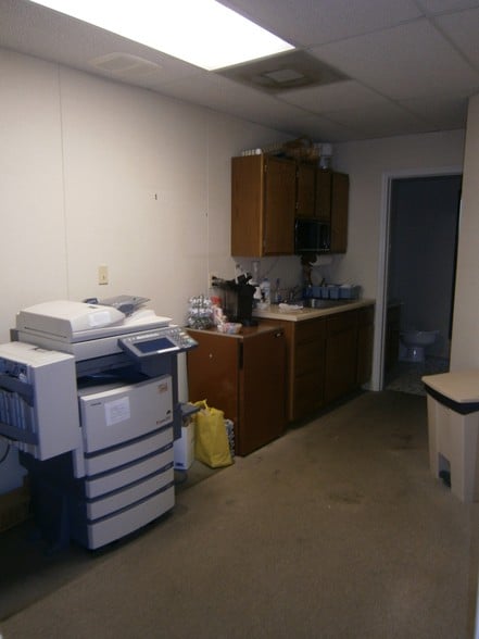 More Photos Of 1540 Kuser Rd, Hamilton Medical For Sale