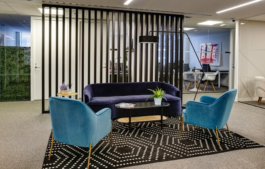 More Photos Of 122 E 42nd St, New York Coworking Space