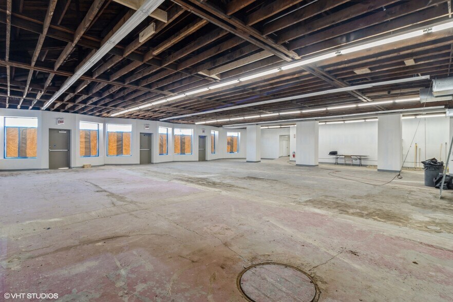 More Photos Of 4650 S Indiana Ave, Chicago Storefront For Sale