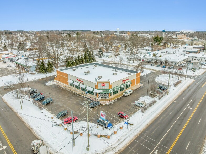 More Photos Of 819 W Main St, Fremont Drugstore For Sale