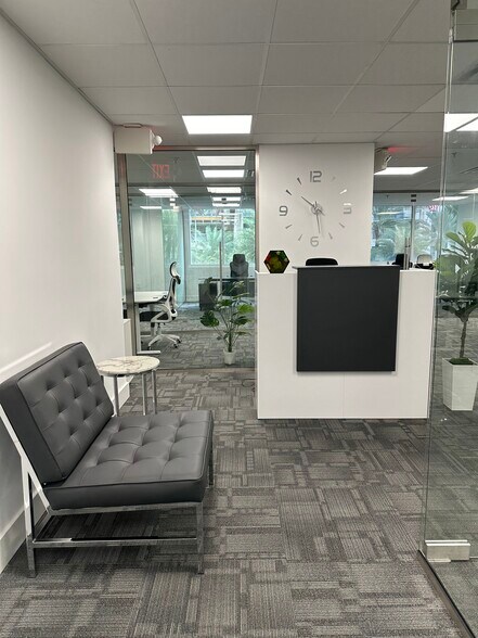 More Photos Of 1110 Brickell Ave, Miami Office For Lease