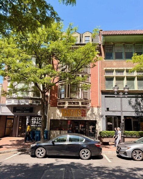 Primary Photo Of 825 N Market St, Wilmington Apartments For Sale