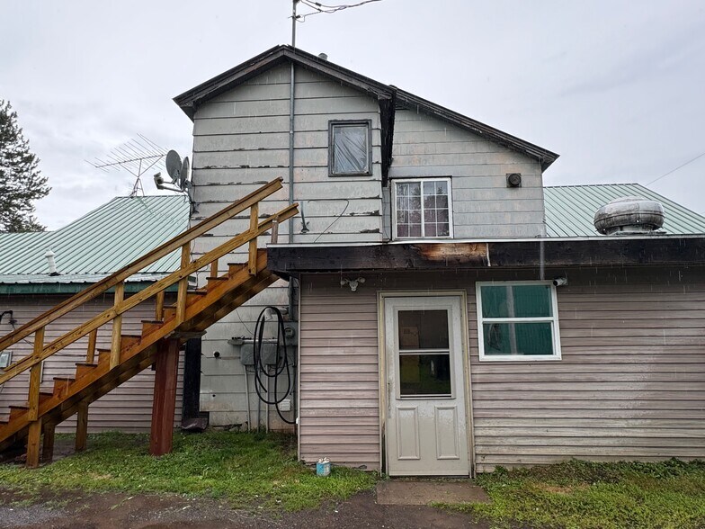 More Photos Of 9375 State Highway 13, Port Wing General Retail For Sale