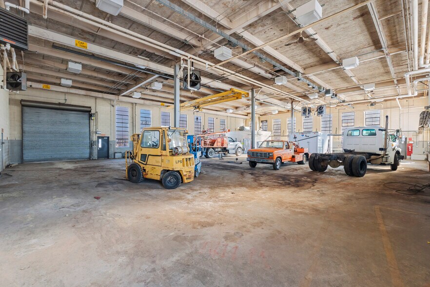 More Photos Of 251 Freestone Ave, Portland Manufacturing For Sale