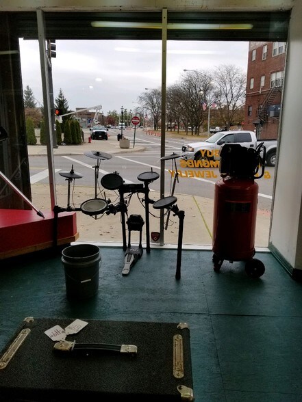 More Photos Of 1150 Central Ave, Middletown Freestanding For Sale