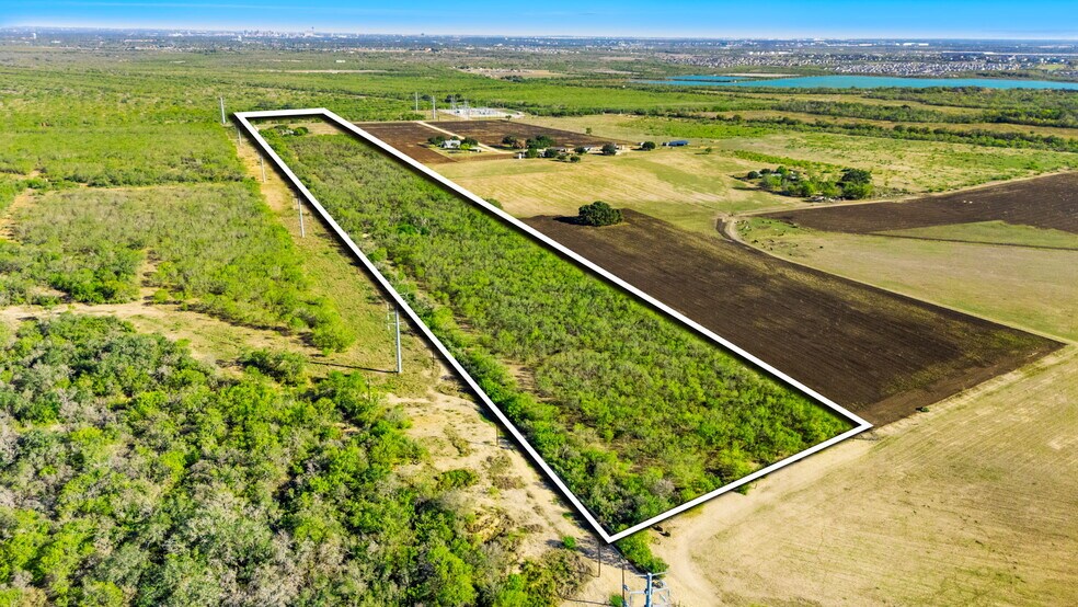 More Photos Of 596 Mauermann Rd, San Antonio Land For Sale