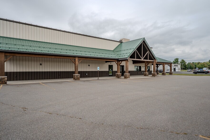More Photos Of 2500 E Main St, Merrill General Retail For Sale
