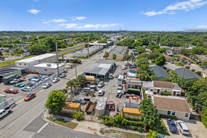 More Photos Of 5913 Georgia Ave, West Palm Beach Service For Lease