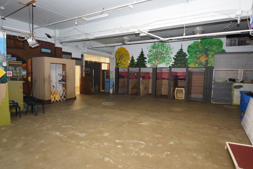 More Photos Of 836-838 Poplar Pl S, Seattle Manufacturing For Lease