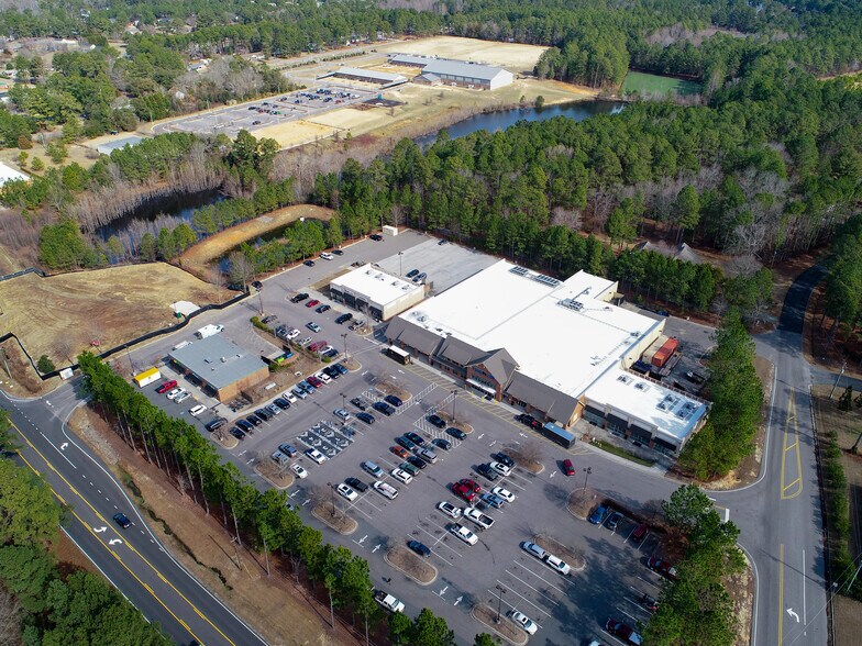 More Photos Of 7374-7479 NC Highway 22, Carthage Storefront For Lease