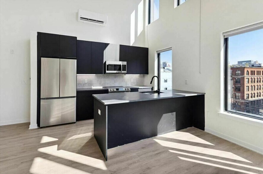 More Photos Of 500 N 13th St, Philadelphia Multifamily For Sale