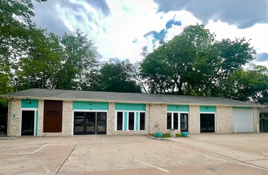 Primary Photo Of 2205 E 5th St, Austin Loft Creative Space For Sale