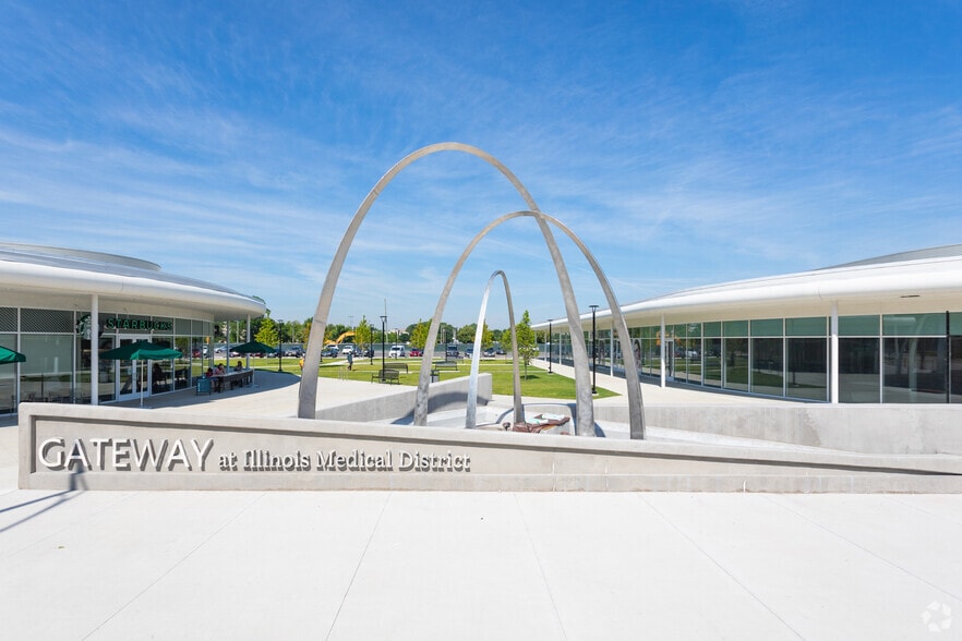 Primary Photo Of 2020 Ogden Ave, Chicago Storefront For Lease