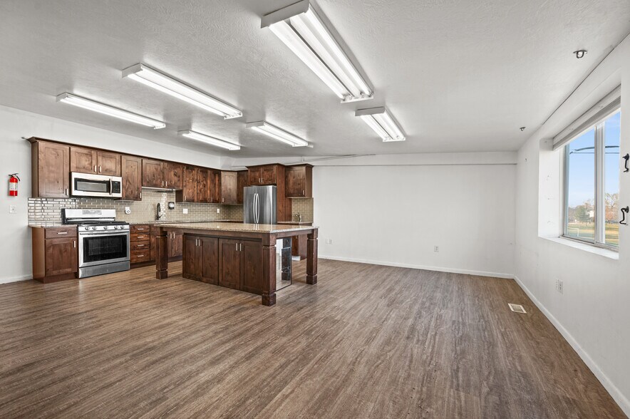 More Photos Of 789 W 1390 S, Salt Lake City Warehouse For Sale