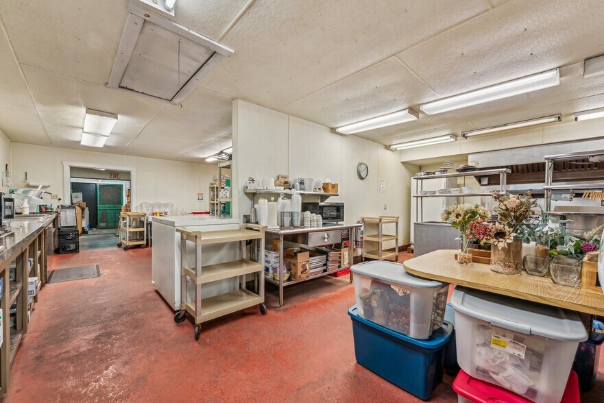 More Photos Of 8557 Mason Dixon Hwy, Meyersdale General Retail For Sale