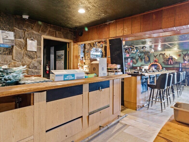 More Photos Of 1015 Chestnut St, Carlin Convenience Store For Sale