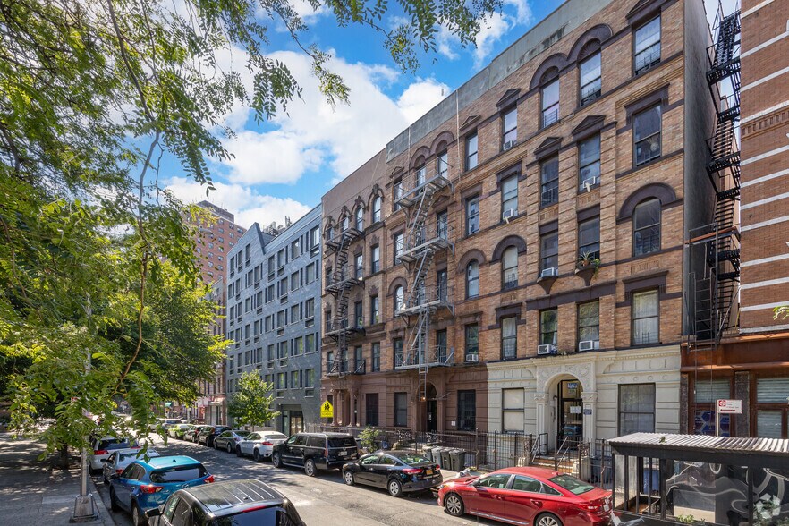 Primary Photo Of 314 W 142nd St, New York Apartments For Sale