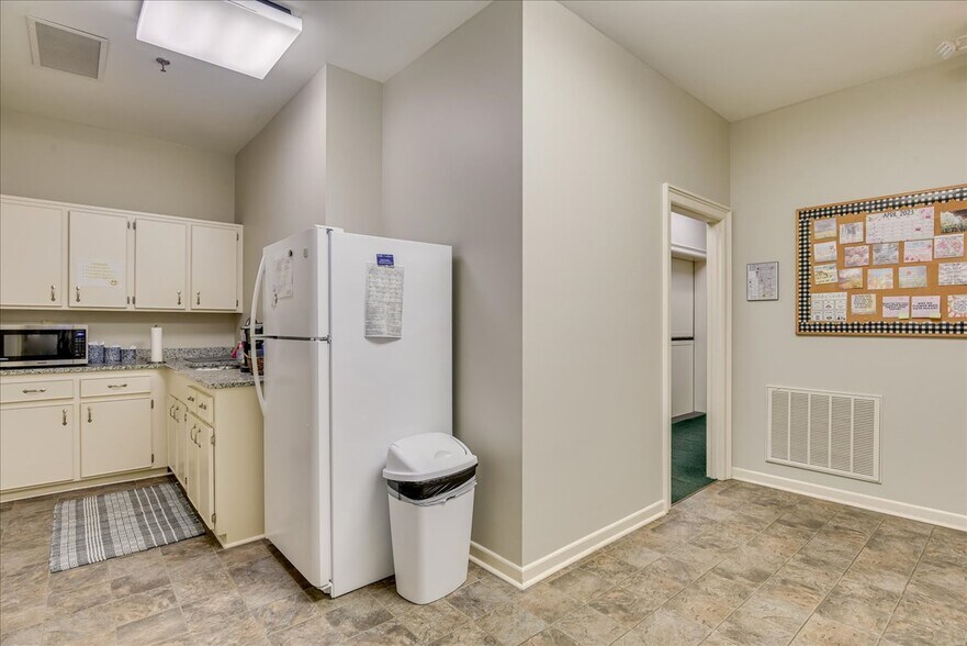 More Photos Of 624 Ellis St, Augusta Office For Sale