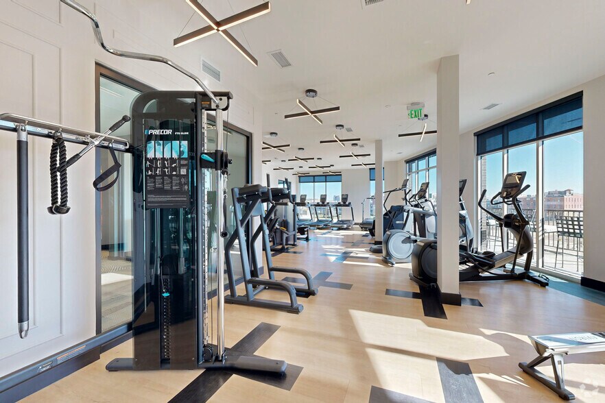 More Photos Of 2600 Wewatta way, Denver Apartments For Lease