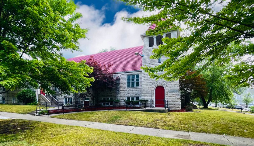 More Photos Of 1601 NE Madison Ave, Peoria Religious Facility For Sale