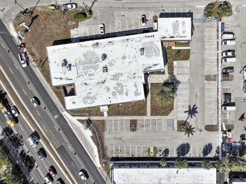 More Photos Of 1288 N Tamiami Trl, North Fort Myers Office For Lease