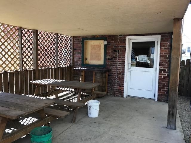 More Photos Of 50 S Main St, Utica Bar For Sale
