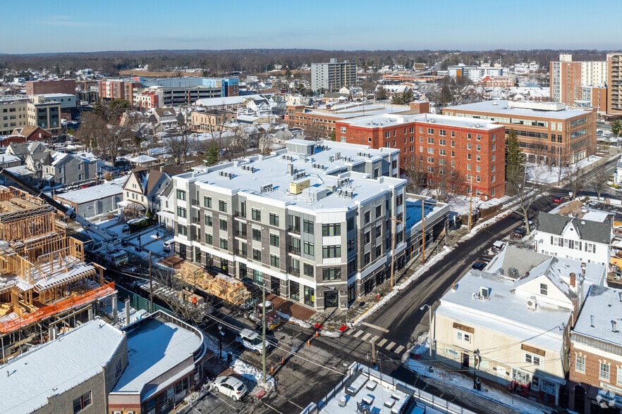 More Photos Of 120 Monmouth St, Red Bank Apartments For Lease