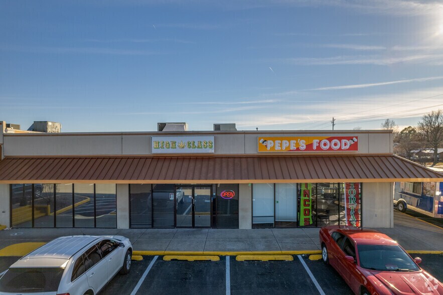 More Photos Of 6161 S 33rd West Ave, Tulsa Unknown For Lease