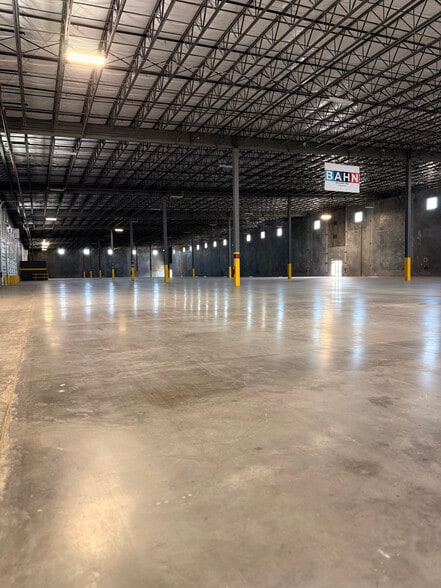 More Photos Of 890 Military Highway, Pharr Distribution For Sale
