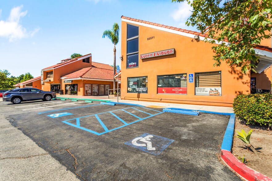 More Photos Of 25571 Marguerite Pky, Mission Viejo Office For Lease