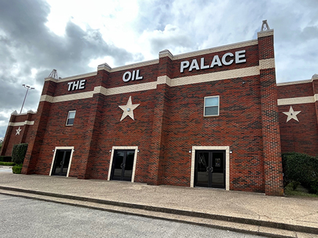 Primary Photo Of 10408 State Highway 64 E, Tyler Theater Concert Hall For Sale