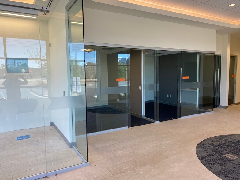 More Photos Of 2260 Peachtree Industrial Blvd, Duluth Storefront Retail Office For Lease