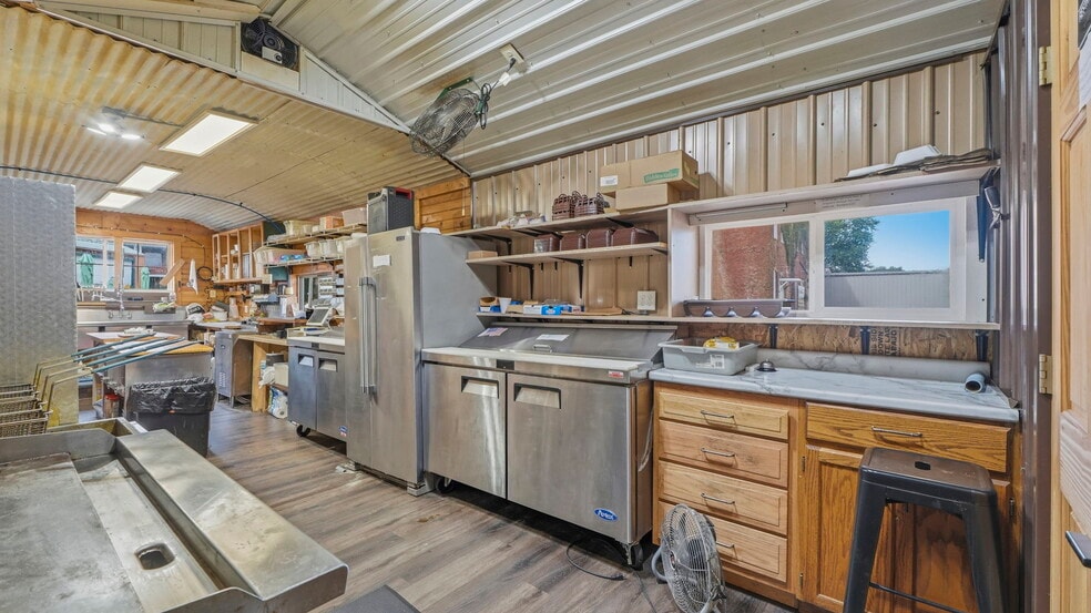 More Photos Of 109 Center St, Larwill Restaurant For Sale