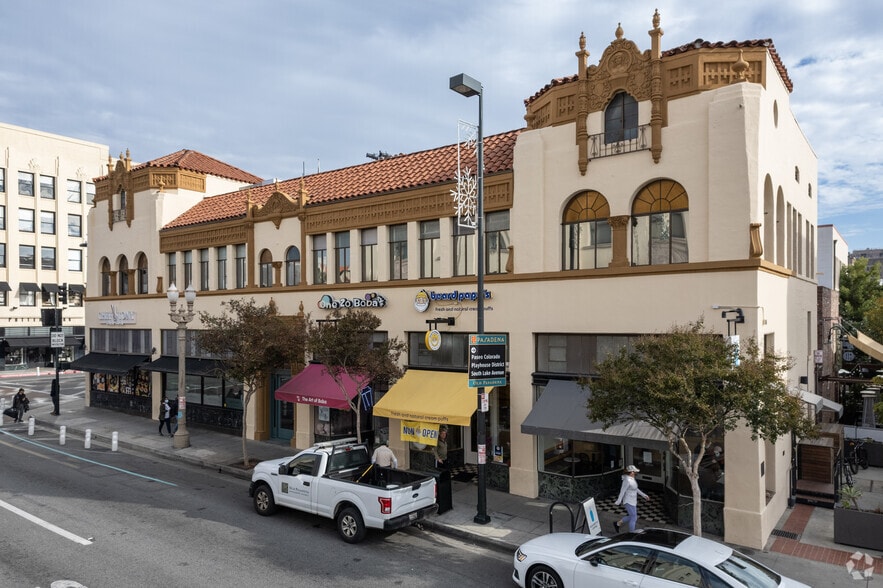 More Photos Of 2 E Colorado Blvd, Pasadena General Retail For Sale