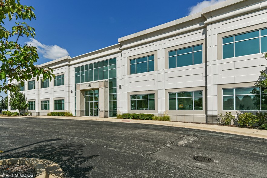 Primary Photo Of 1256 Waterford Dr, Aurora Medical For Sale