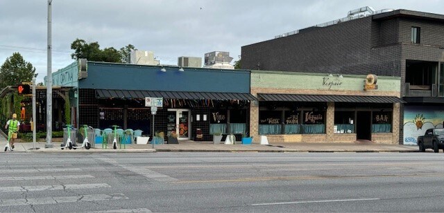 More Photos Of 1612 S Congress Ave, Austin Restaurant For Sale