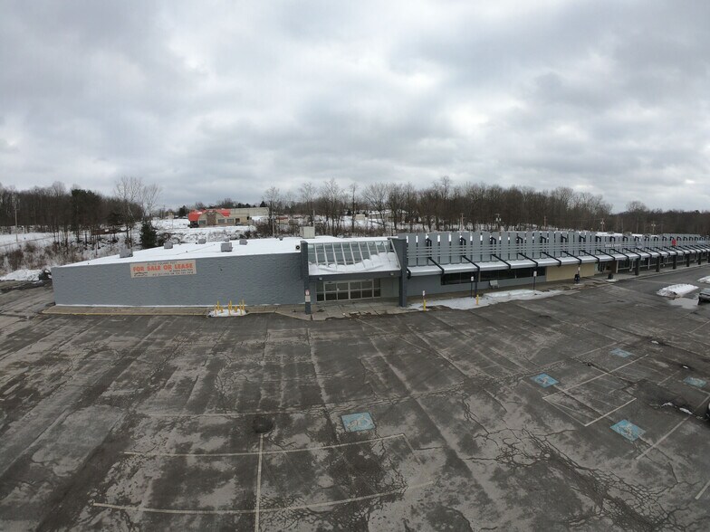 More Photos Of 2656 Ellwood Rd, New Castle General Retail For Sale