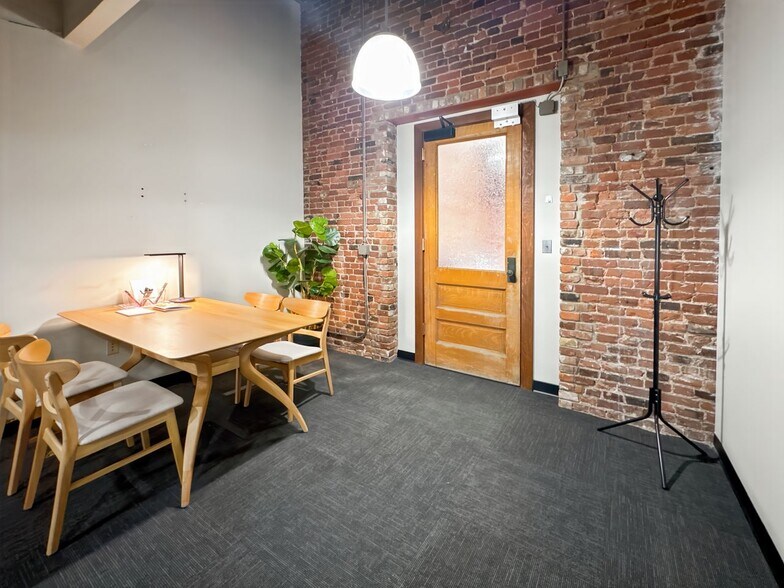 More Photos Of 47 S Meridian St, Indianapolis Office For Lease
