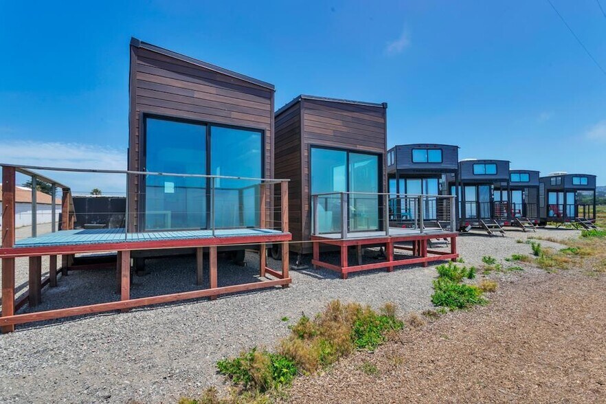 More Photos Of 2152 Olympic Way, Daly City Horse Stables For Sale